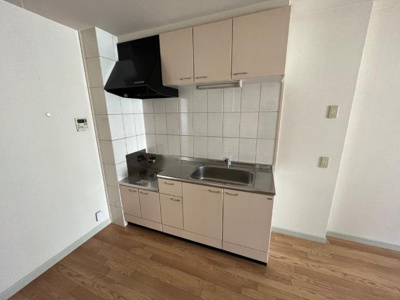 【キッチン】 | スカイコーポ垣生 | キッチン（イメージ）