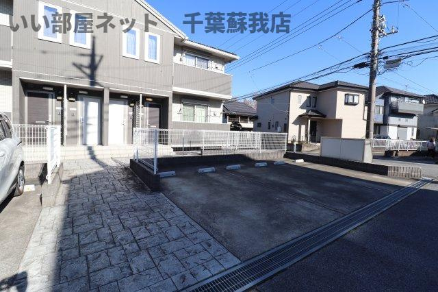 ベイヒルズの駐車場|カースペースがあります