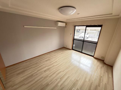 【内装】 | プレッソリーバＹ | 洋室