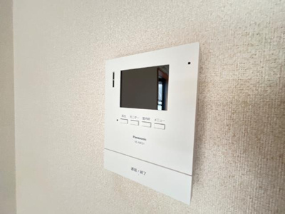 【内装】 | プレッソリーバＹ | カメラ付インターホン
