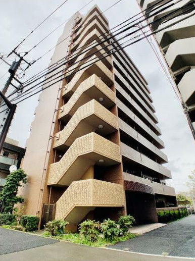  アーンジユ赤羽岩淵の外観