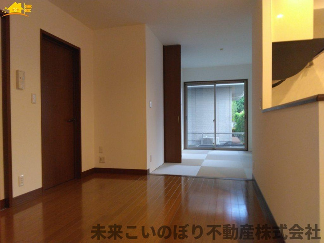 【和室】 | 幸手市栄中古戸建て | 家事の合間にちょっとひと休み♪足をのばして寛げる和室♪客間やキッズスペースにも最適です♪