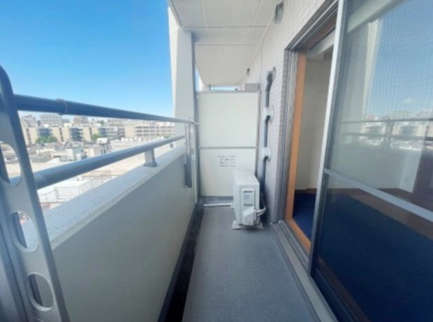 豊島区巣鴨４丁目の賃貸マンションのバルコニー