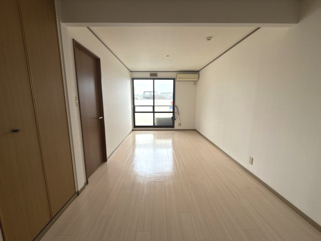 MYシャルムの洋室