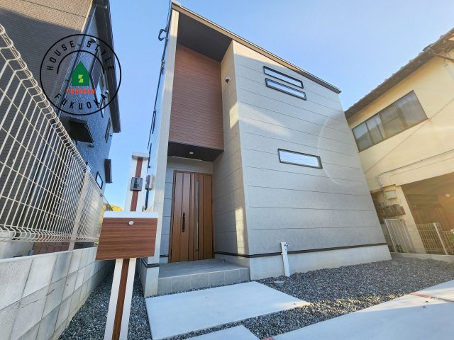 糟屋郡宇美町神武原1丁目第1-3棟（3号棟）　の玄関|おでかけの時も帰った時も、「我が家」を最初に感じでもらえる素敵な空間に。