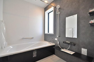 【浴室】 | さいたま市北区本郷町　中古戸建