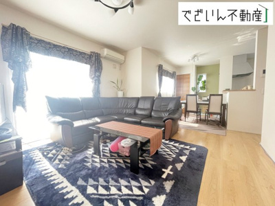 【居間・リビング】 | 深谷市上柴町東七丁目　中古住宅   | 現地(2025年8月撮影)