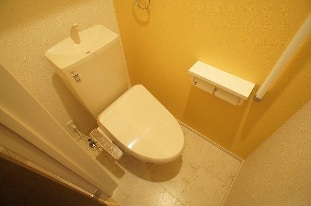 ラ・フェリーチェⅠのトイレ