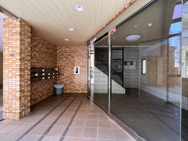 第七ハイムゆりのエントランス