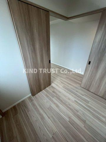 S-RESIDENCE天満橋arの内装|明るい色調の室内です