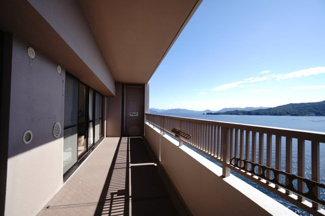 【バルコニー】 | 【上質リノベ】ナタリーマリナタウンウエストデッキＡ棟 | 現地（2025年10月24日11：00頃）撮影