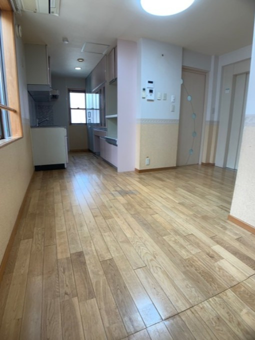 【居間・リビング】