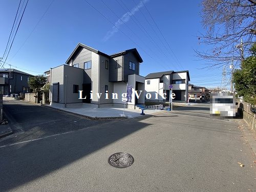 【前面道路含む現地写真】 | 【仲介手数料０円】平塚市諏訪町3期　新築一戸建て　全3棟 | 平塚市諏訪町3期　新築一戸建て　全3棟