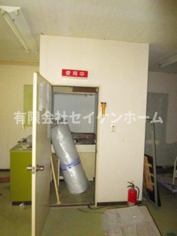 深谷市中瀬　中古店舗併用住宅の内装