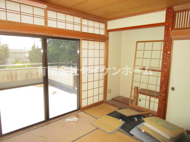 深谷市中瀬　中古店舗併用住宅の和室