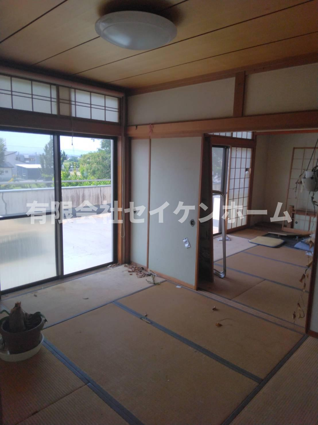 深谷市中瀬　中古店舗併用住宅の和室