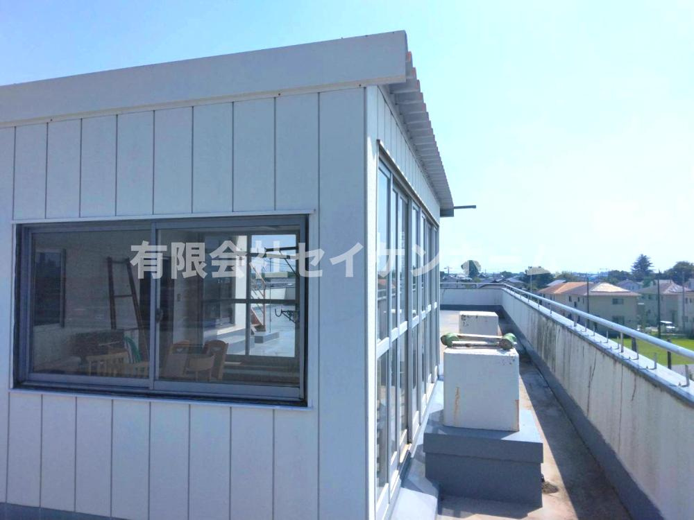 深谷市中瀬　中古店舗併用住宅のバルコニー