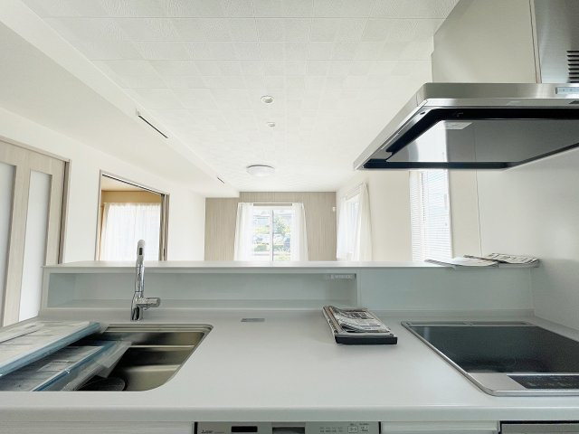 富久山町八山田字東平作　太陽光パネル＋Z空調＋オール電化住宅のキッチン
