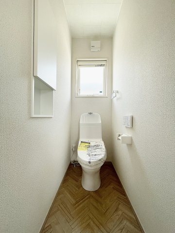 富久山町八山田字東平作　太陽光パネル＋Z空調＋オール電化住宅のトイレ