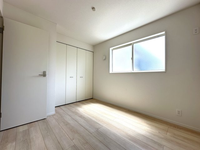 神戸市西区竜が岡5丁目新築の洋室