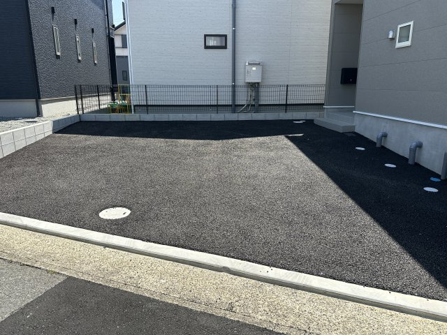 神戸市西区竜が岡5丁目新築の駐車場