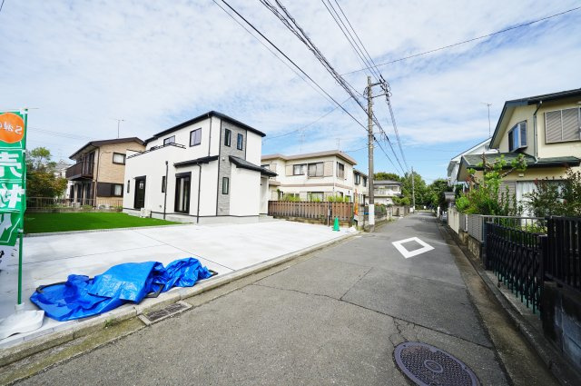 【横浜市瀬谷区瀬谷6丁目7-5新築戸建て】★仲介手数料無料★（大門小学校・瀬谷中学校）の前面道路含む現地写真