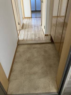 【玄関】 | チサンマンション鶴瀬 | ゆったりとした玄関です