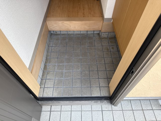 スカイルームⅡの玄関