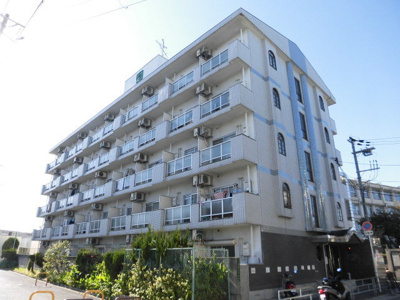 【外観】 | エクセレント上新6 | 日当たりの良いマンションです。