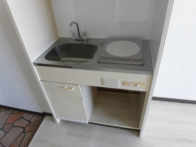 【キッチン】 | エクセレント上新6 | 1口ＩＨコンロ付きのキッチンです。