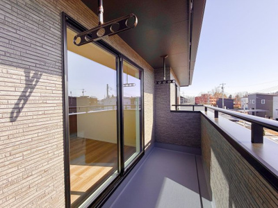 【バルコニー】