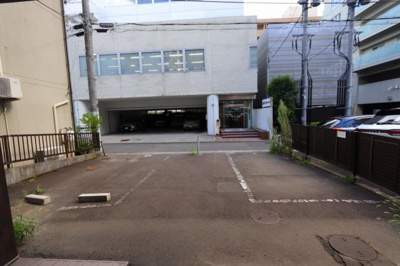 【駐車場】 | サンビューティ春日町