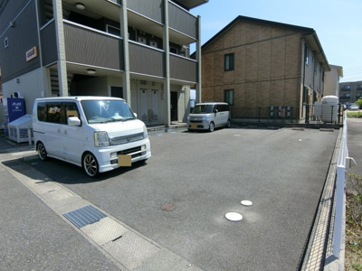 【駐車場】 | ブランシェ