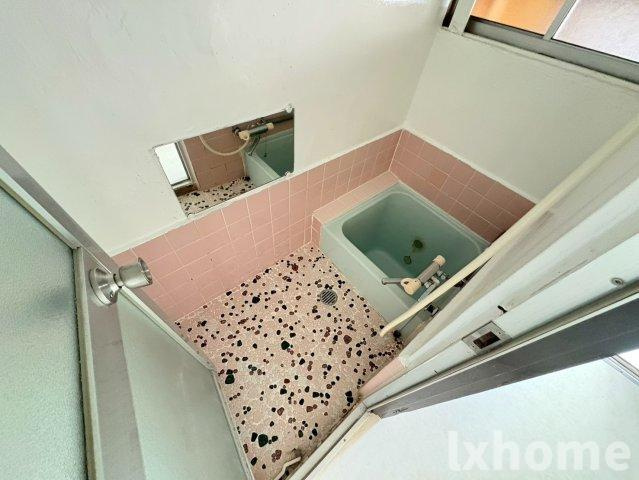 鳥飼下3丁目テラスハウスの浴室