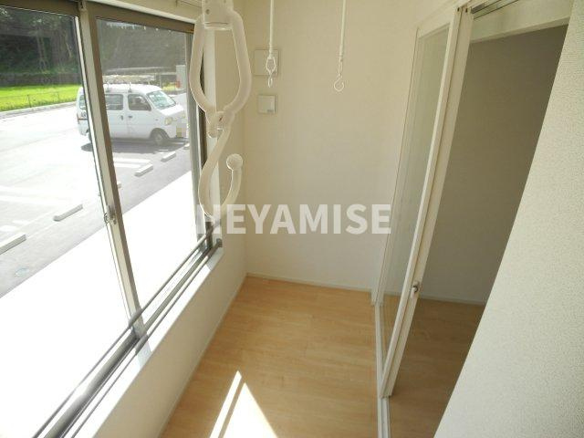 シャルマン　アースリーBのバルコニー|※室内画像は類似物件のもの