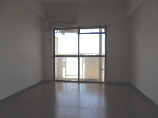 ＢＡＳＥⅠの洋室