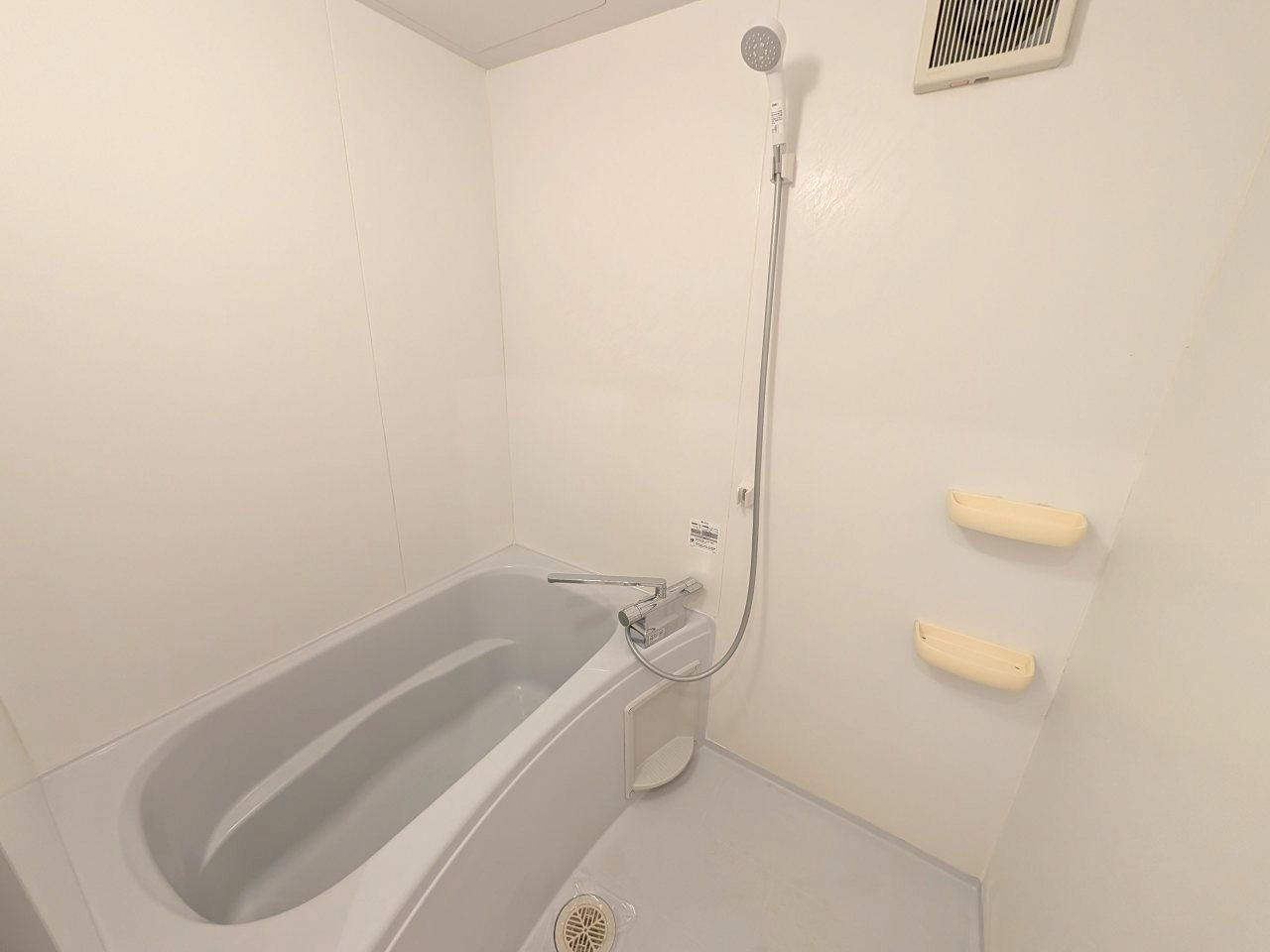 リヴィエール久米川の浴室