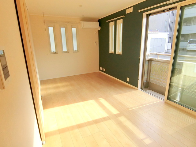 EPIONの居間・リビング