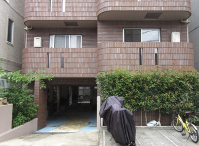 【エントランス】 | ルピナス・コート