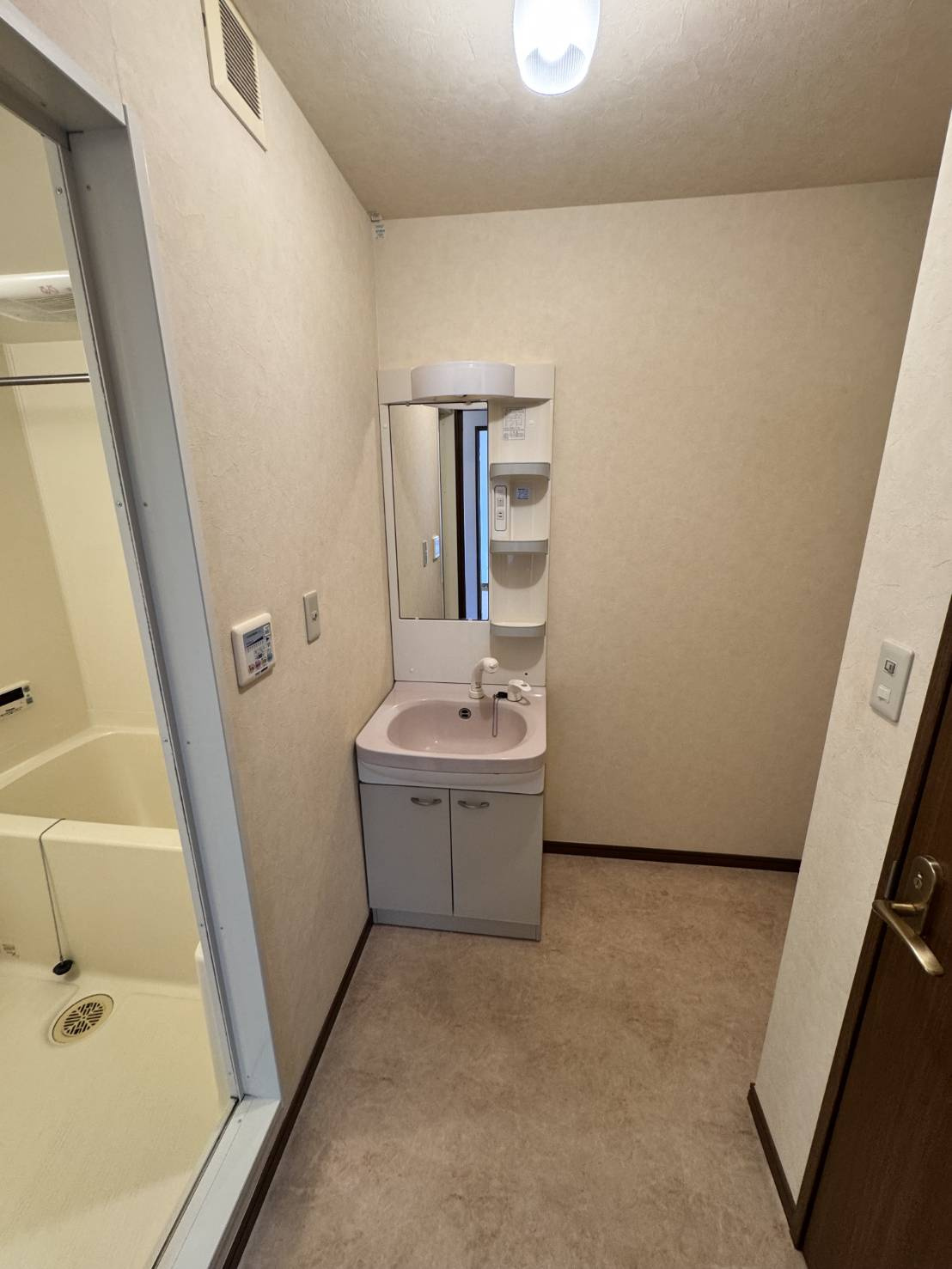 ヒーローマンション・禅の洗面所