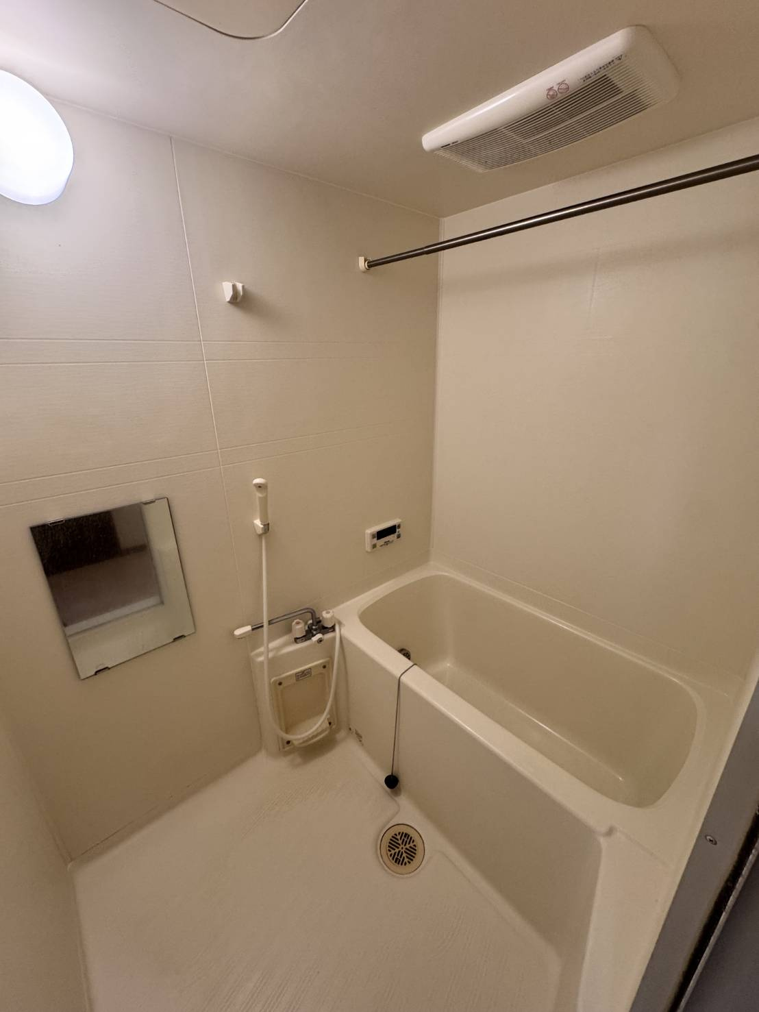 ヒーローマンション・禅の浴室