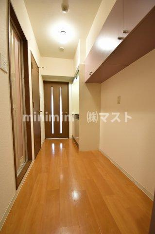 ロイヤル天満橋の玄関