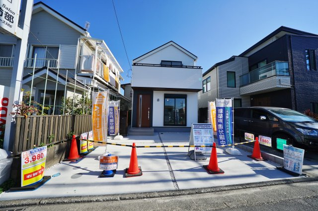【横浜市瀬谷区阿久和西2丁目37-12新築戸建て】★仲介手数料無料★（原小学校・原中学校）の外観