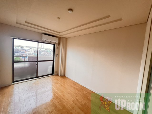 ハーベスト大和通の居間・リビング