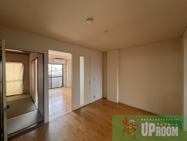 ハーベスト大和通の居間・リビング