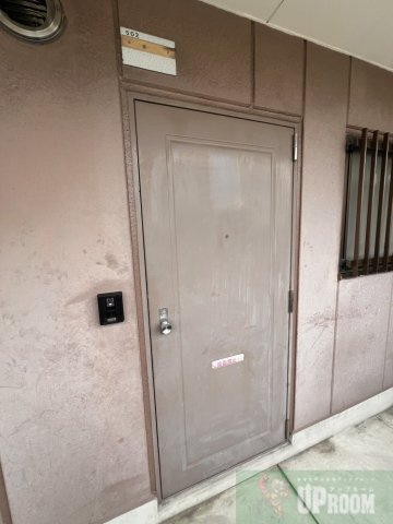 ハーベスト大和通の玄関