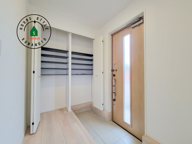 熊本市北区清水東町第2-2棟（1号棟）の内観：施工例|二重ロックでしっかり防犯対策ができます。