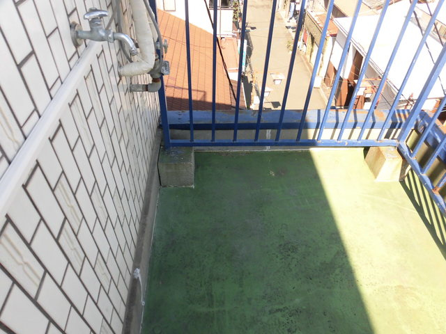 室外洗濯機置場です。