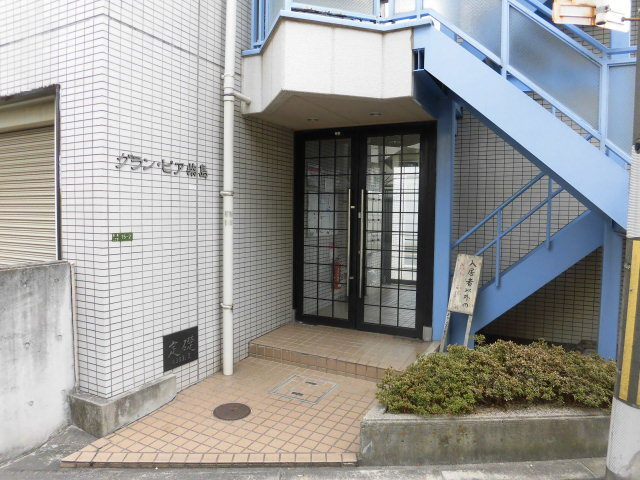 きれいなエントランスです