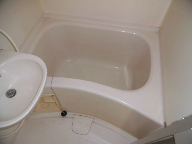 お風呂に浸かって疲れを癒してくださいね